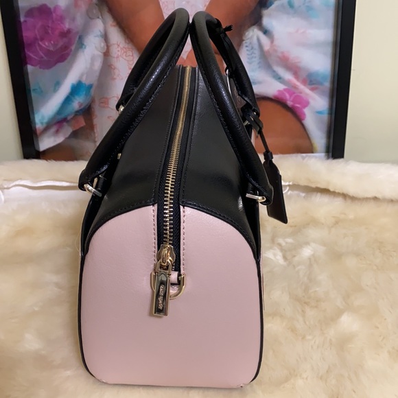 Kate spade Minnie mouse duffle - Picture 4 of 7